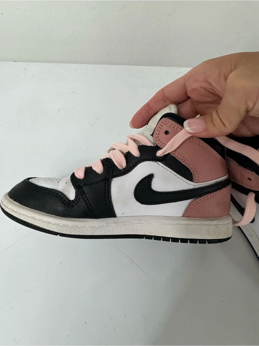 Nike Jordan Kids High-Top Sneakers